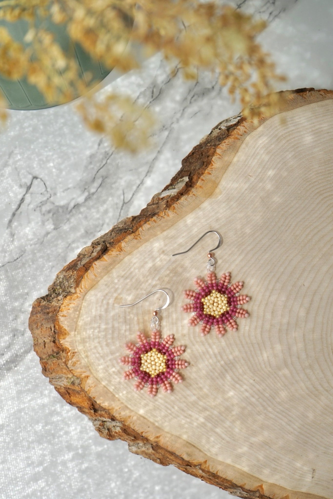 Blush sunburst blossoms