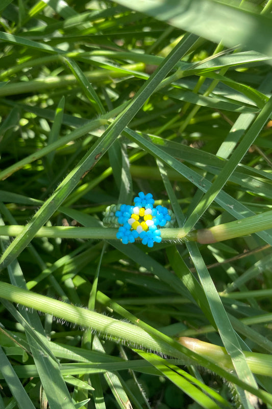 Forget-me-not ring (6) (sage band)