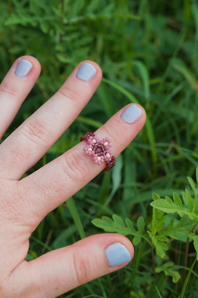 Garnet blossom cinque ring (7)