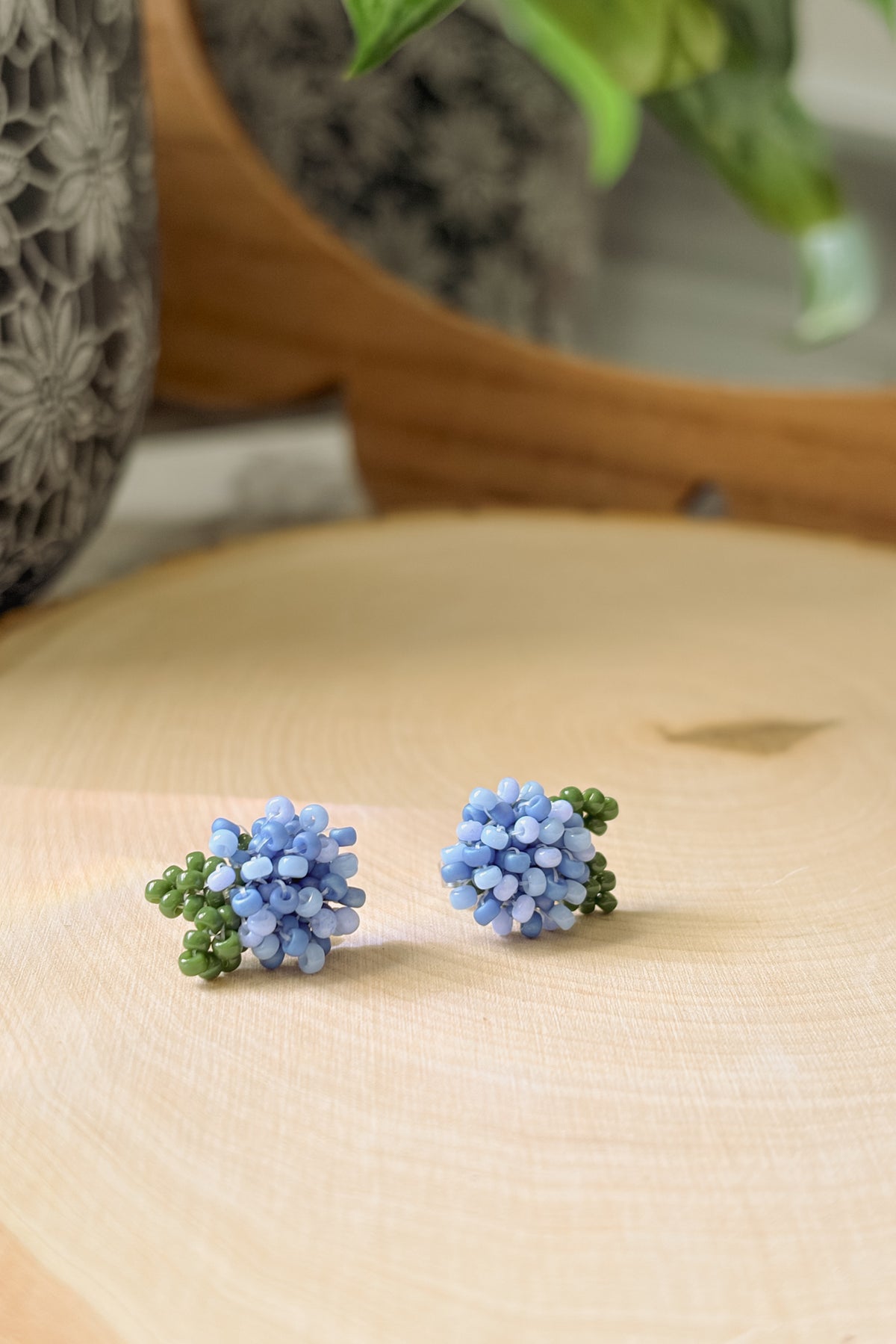 Blue hydrangea studs
