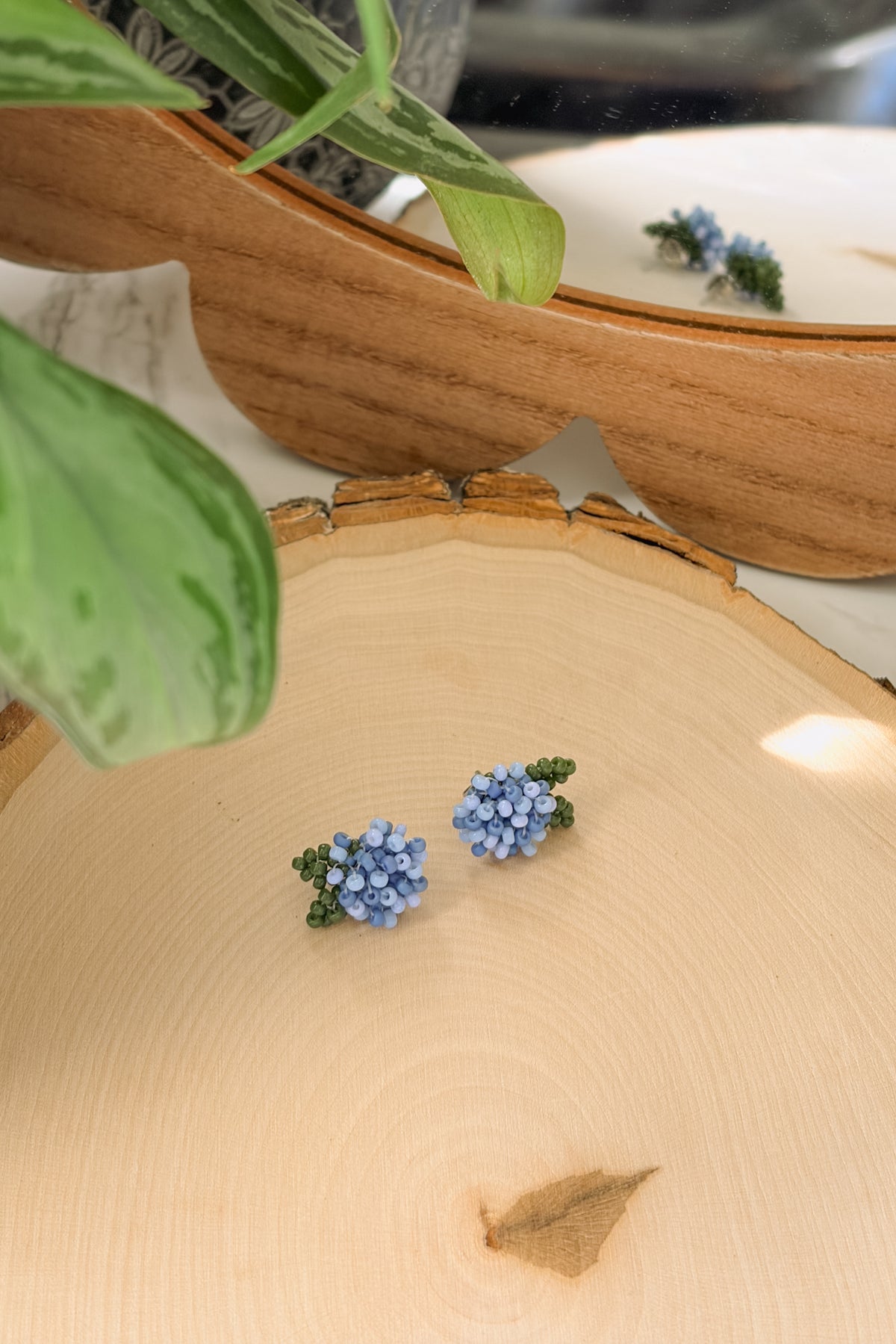 Blue hydrangea studs
