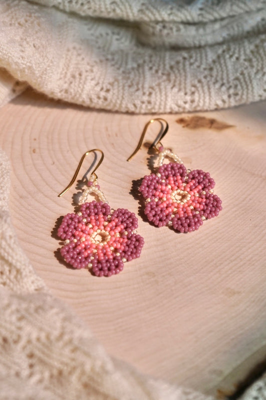 Mauve maiden flowers