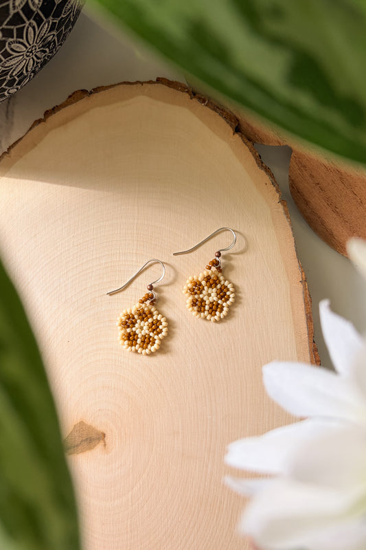 Nutmeg petals