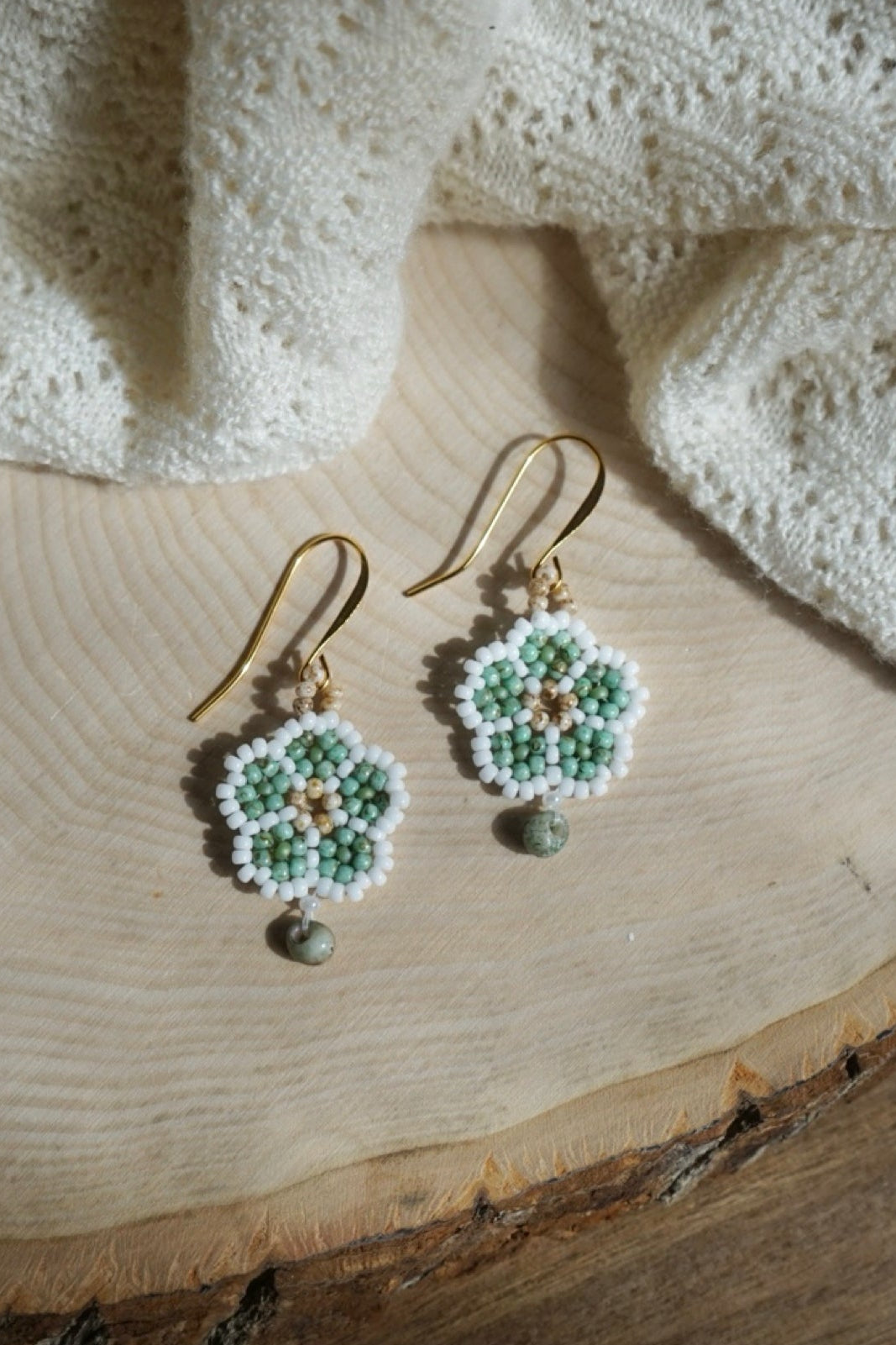 Turquoise mist petals