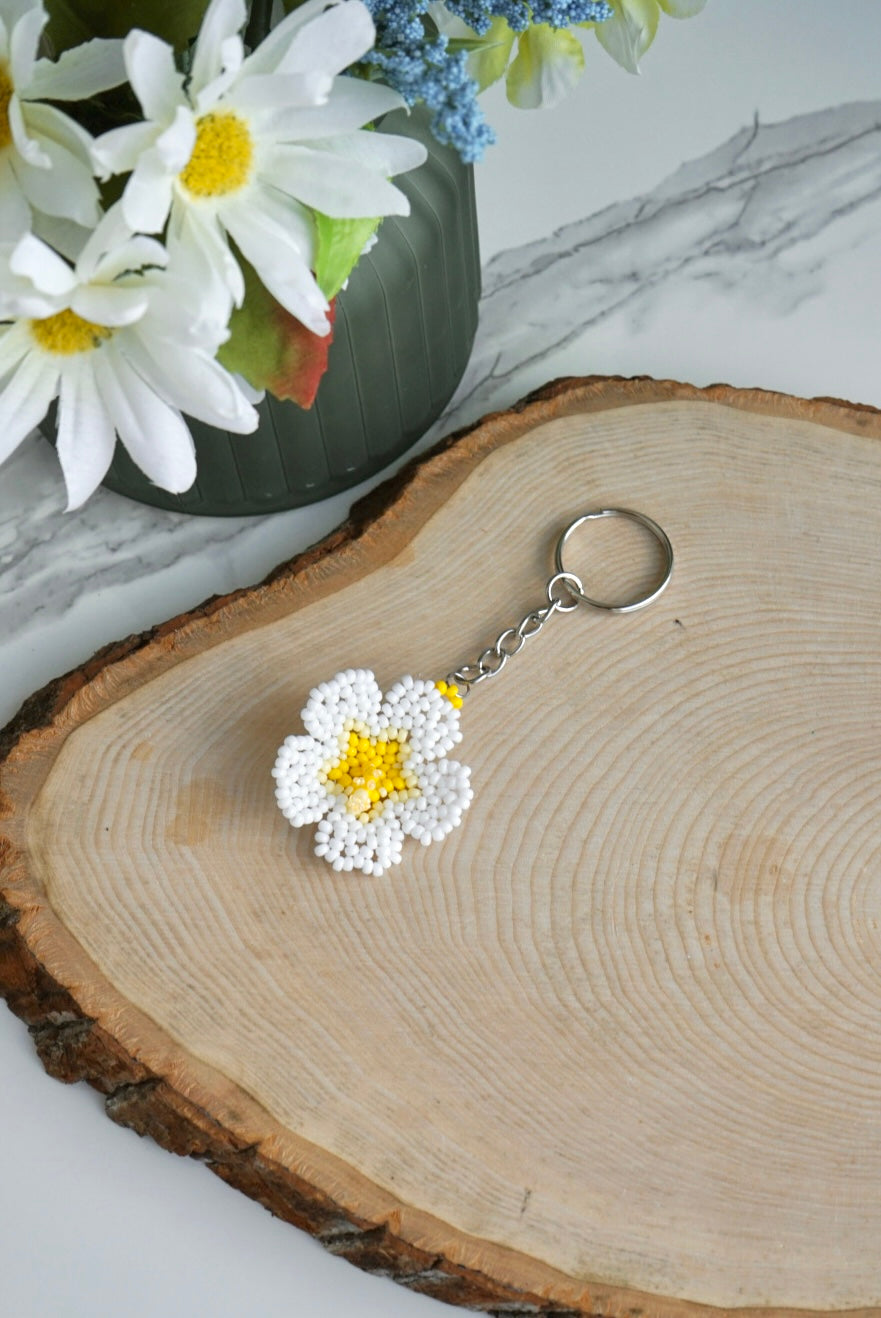 White hibiscus flower keychain