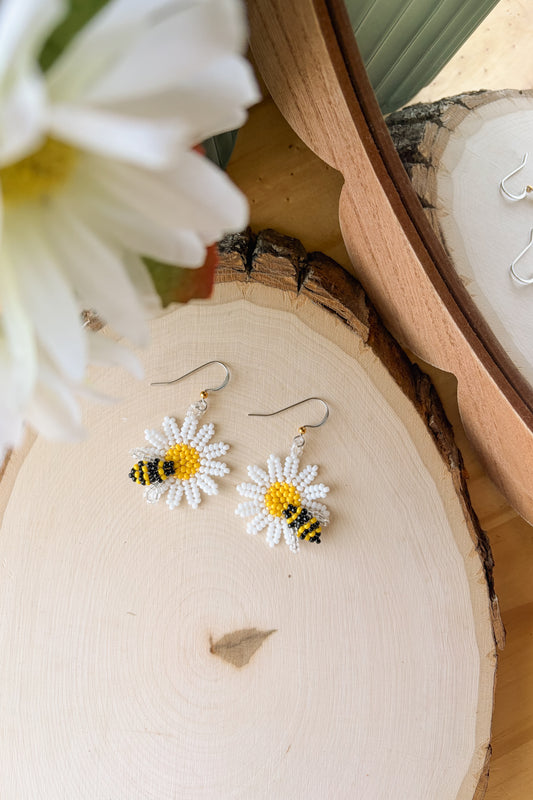 Yellow honeybee daisies
