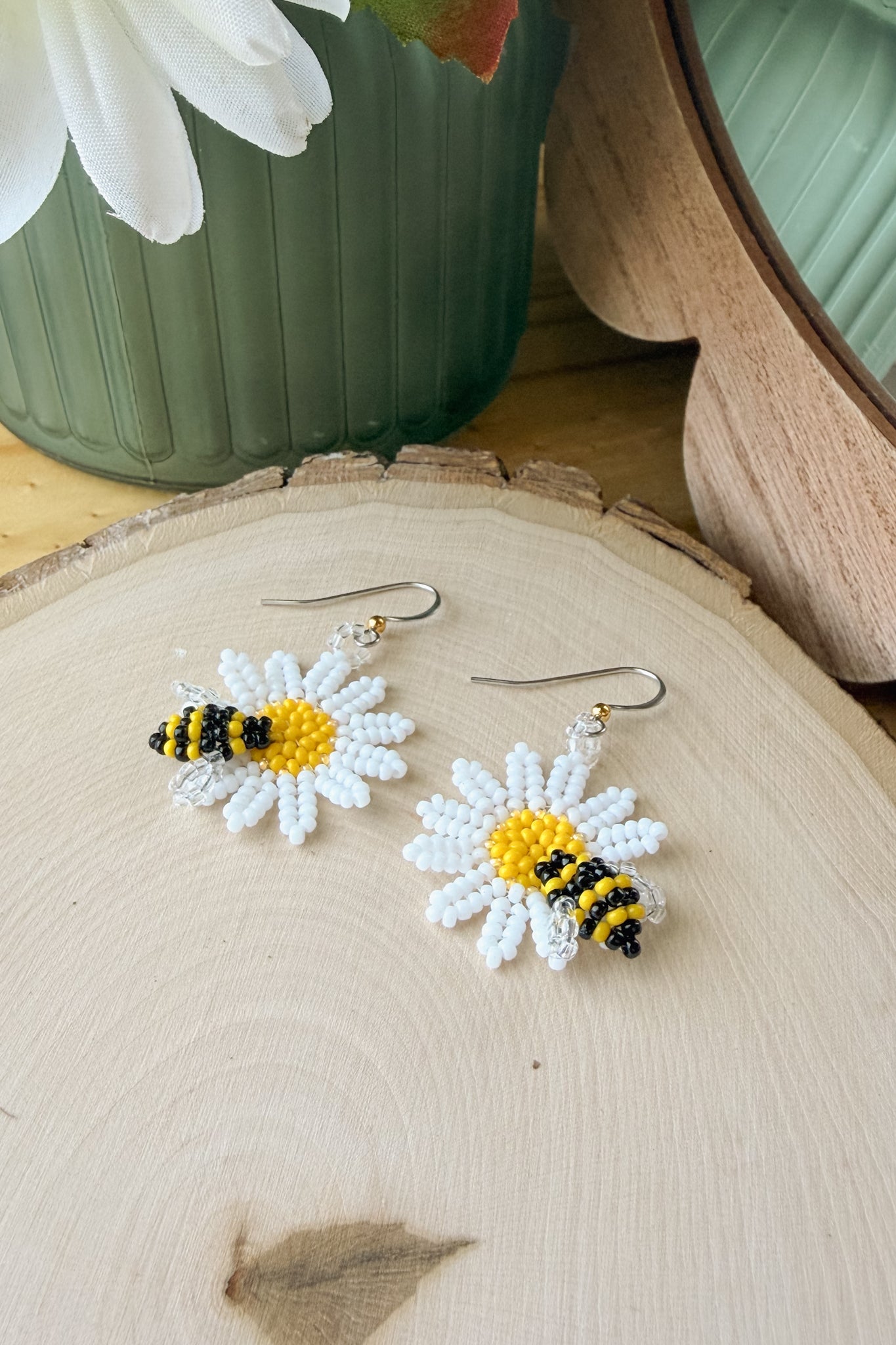 Yellow honeybee daisies